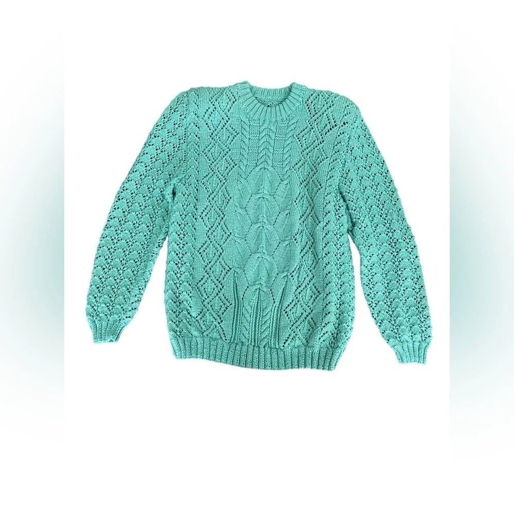 VINTAGE HANDMADE KNIT SWEATER
